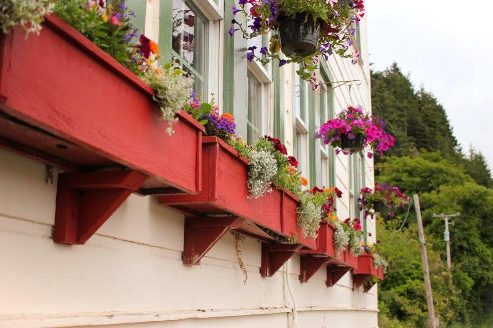 The Historic Requa Inn Klamath Εξωτερικό φωτογραφία